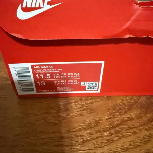 NIKE Air Max 90 FN6958-003 DUNKIN DONUTS 11.5 With Box - Picture 3 of 9